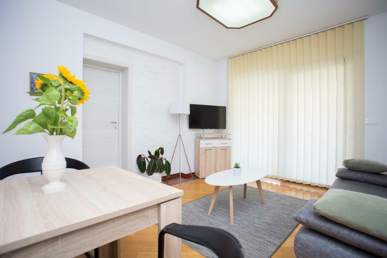 Apartments Baksi Split Bagian luar foto